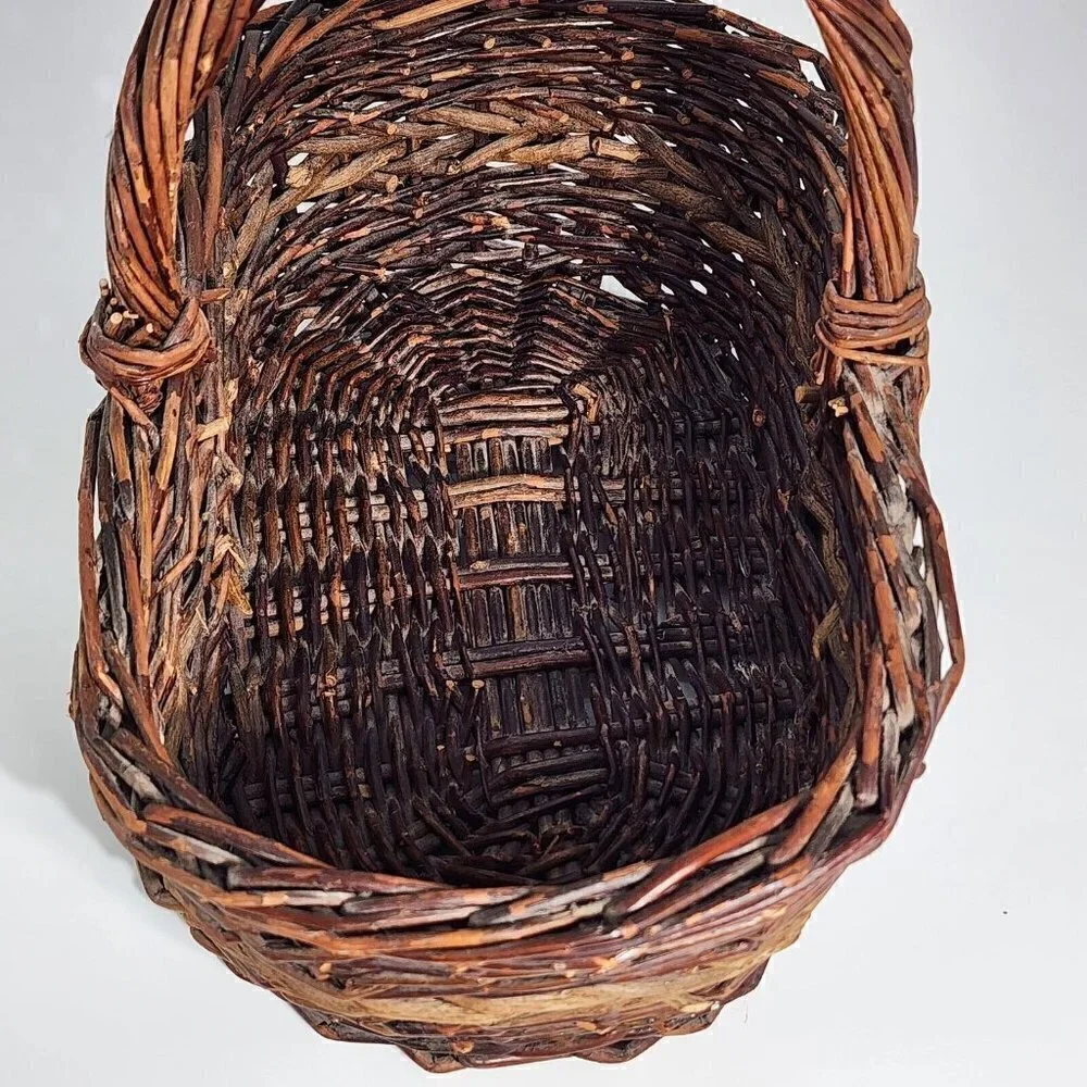 VTG Large Woven Rattan Twig Stick Gathering Basket with Handle Two Toned Brown